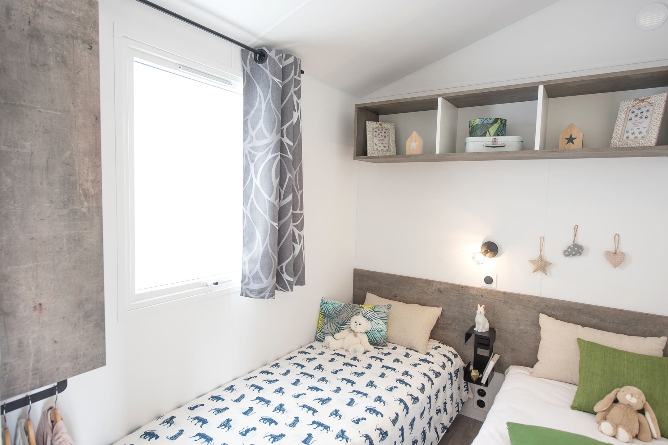 mobilhome grand confort au camping Val-Vert - charente-maritime