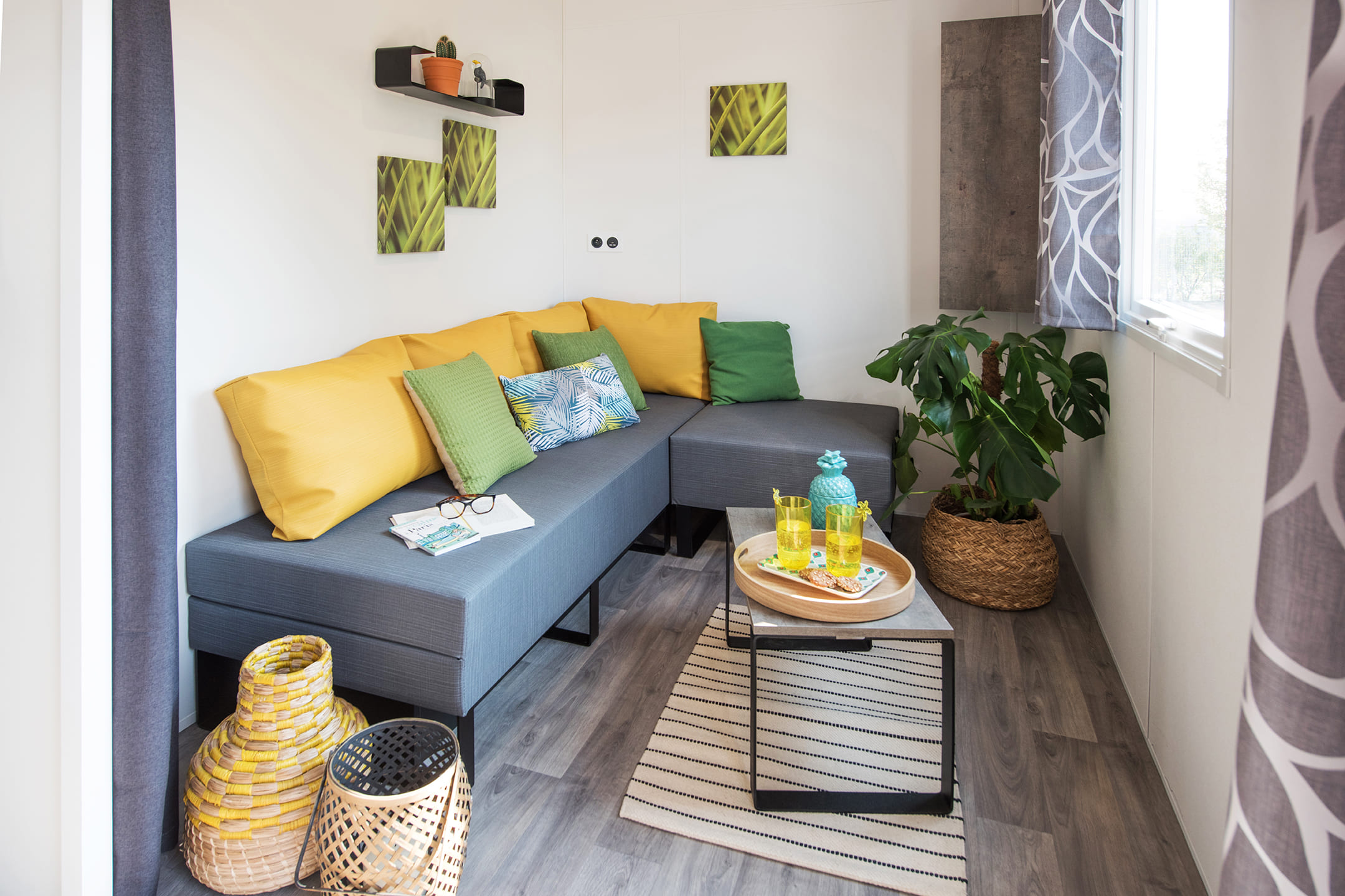 mobilhome grand confort au camping Val-Vert - charente-maritime